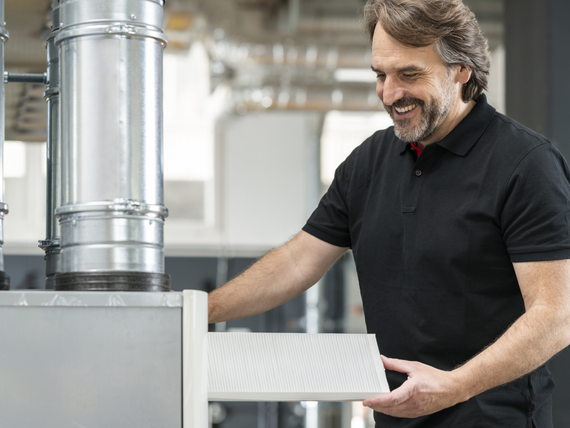 Zehnder_CSY_Installer-Shooting_image-0998_Retouched Zehnder, CSY, people, shooting, installer, customer, product showcase,