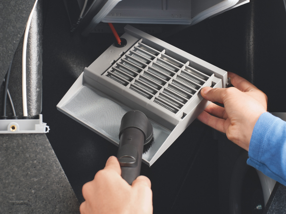 Focus Zehnder ComfoAir 350 Comfortable indoor ventilation Front view