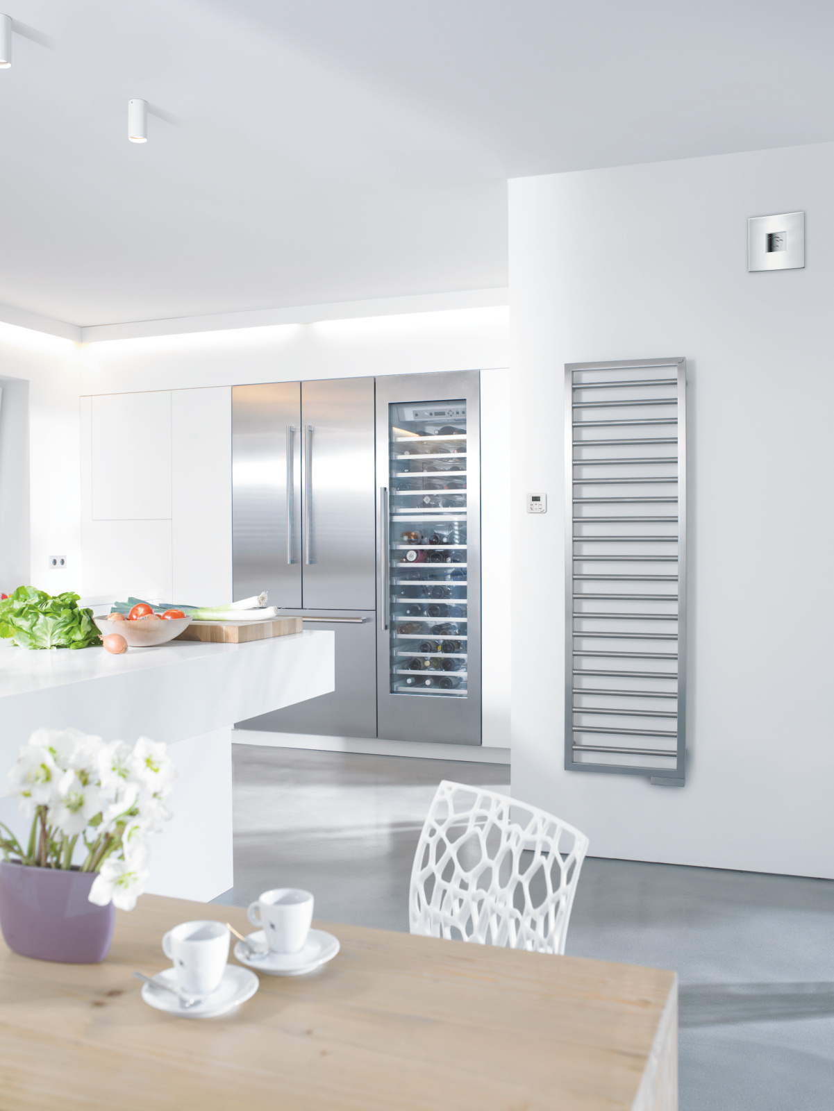 Rendering Zehnder Subway Decorative radiator Front view