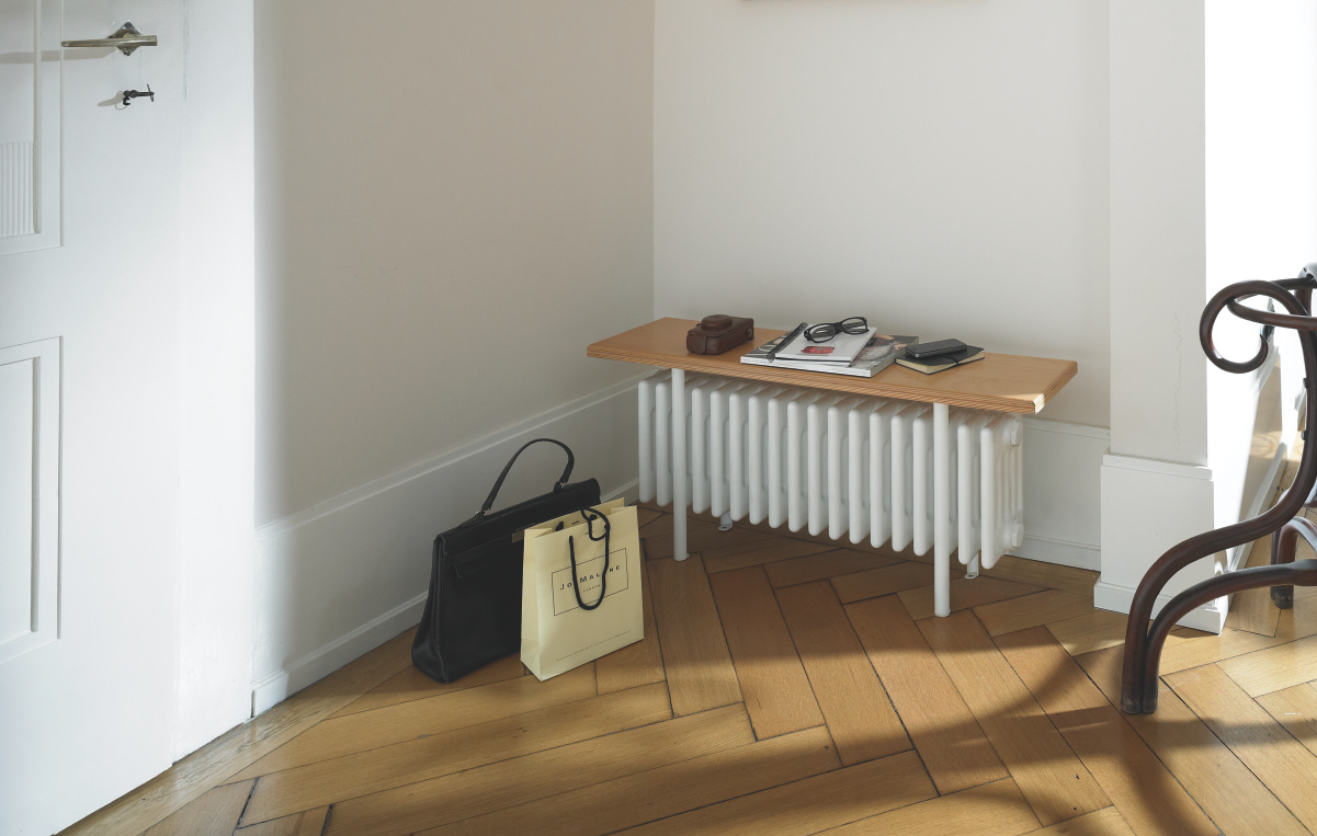 Zehnder_RAD_Charleston-Bench-HY Rendering Decorative radiator 3D view