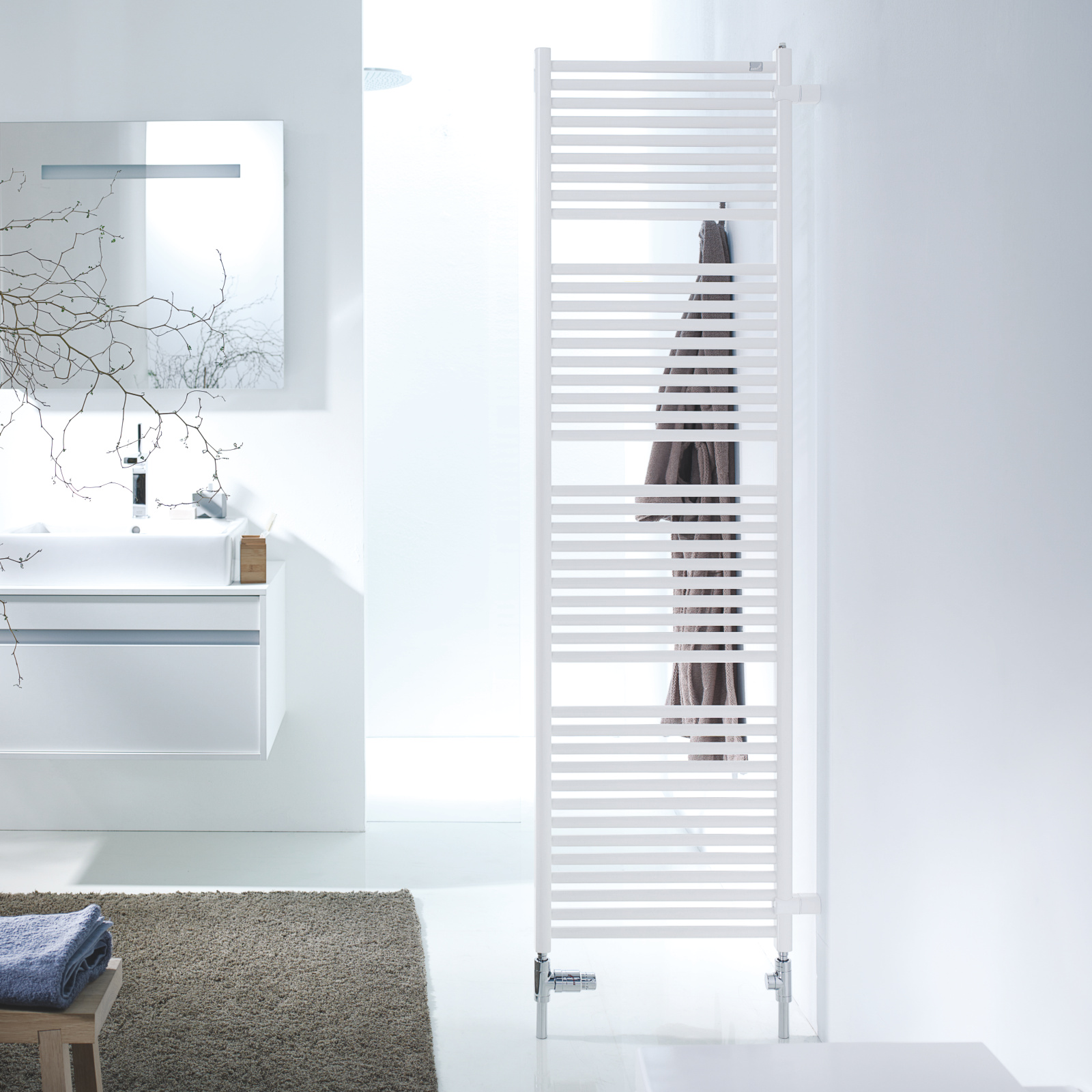 Rendering Zehnder Toga Decorative radiator Front view