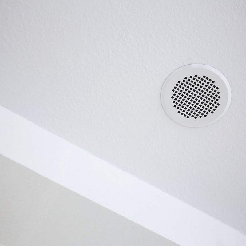 Reference Comfortable indoor ventilation Front view