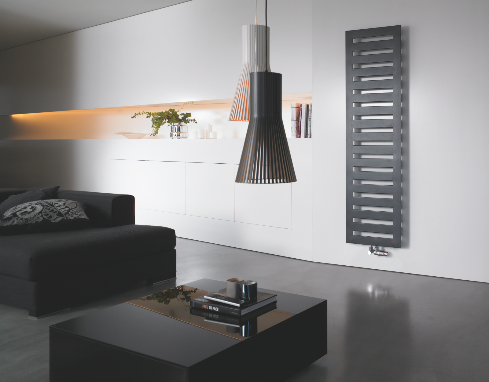 Zehnder_RAD_Metropolitan-HY_livingroom_couch Rendering Decorative radiator Front view