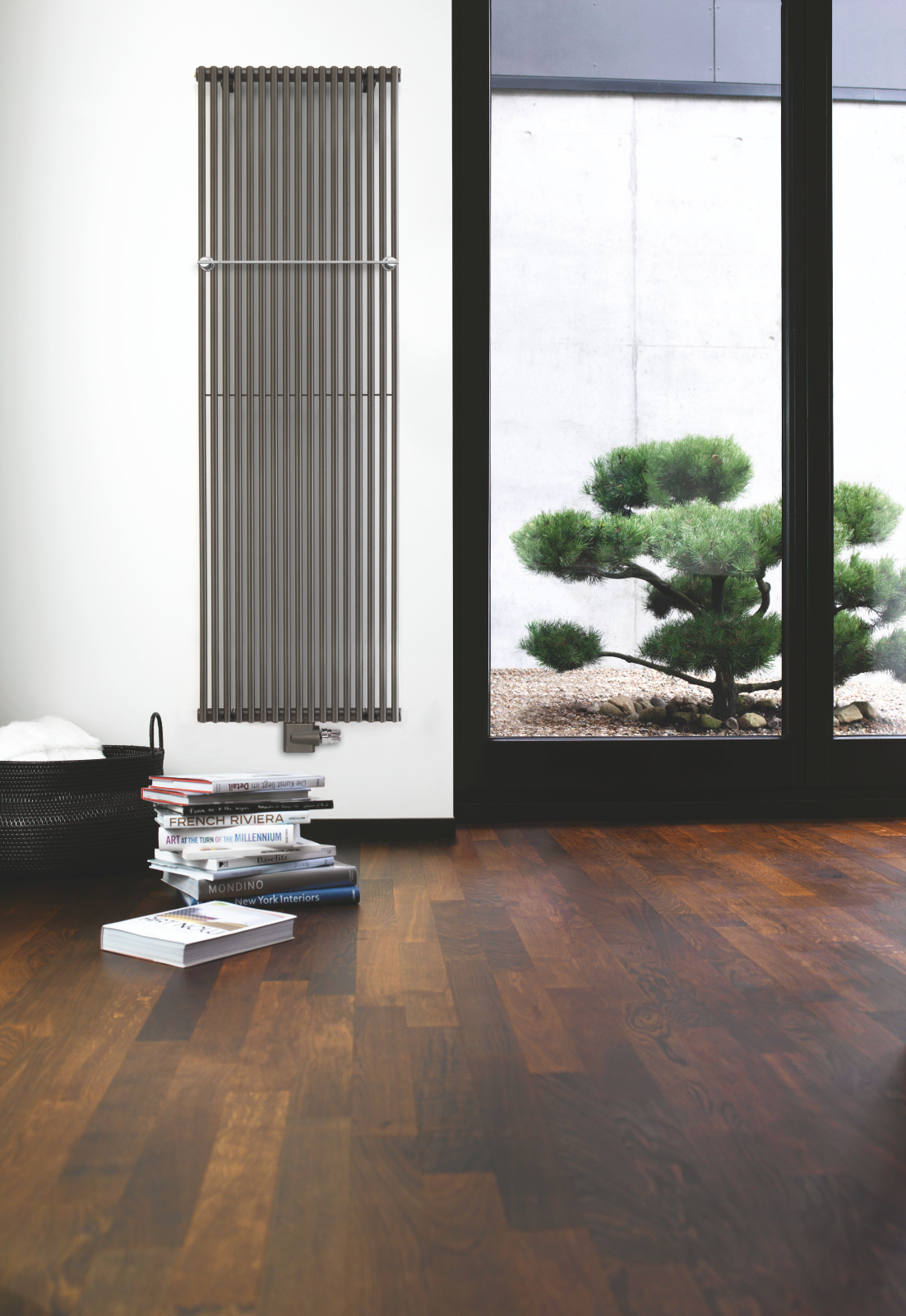 Zehnder_RAD_Kleo-HY_livingroom_outphased Rendering Decorative radiator Front view